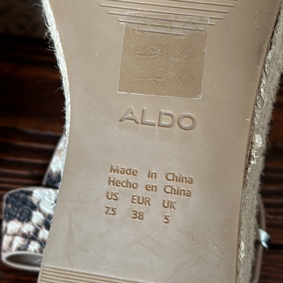 NWOT ALDO Snake Print Espadrille Sandals Size 7.5 - Picture 6 of 7